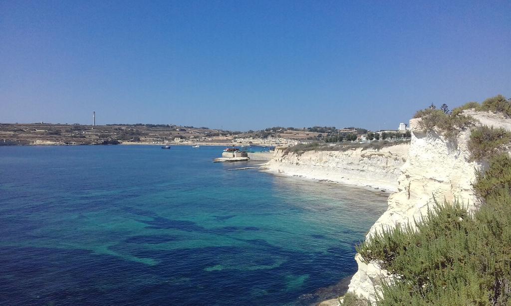 The April Maisonette Marsaskala Exteriör bild