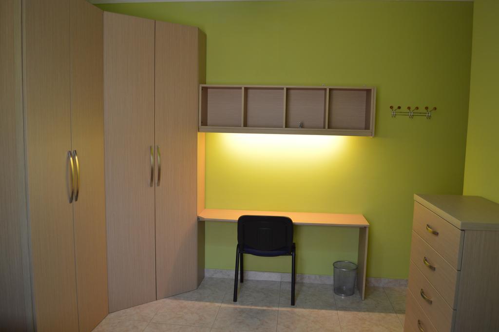 The April Maisonette Marsaskala Exteriör bild